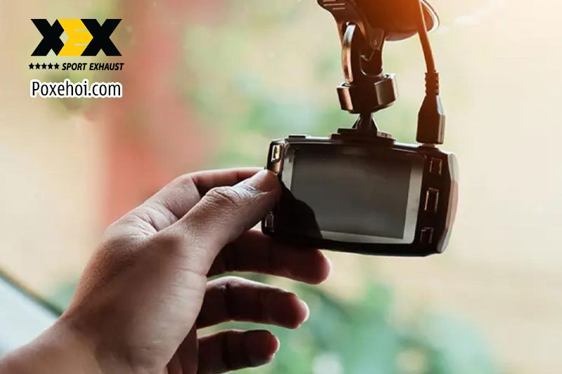 Lắp thêm camera hành trình cho ô tô